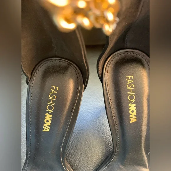 Fashion Nova Let Me Know Chain Heeled Sandals | Size 8 | Black - Picture 6 of 7